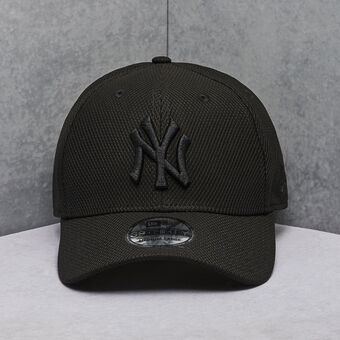  New Era Mens Atlanta Braves Camouflage WDC 9Fifty